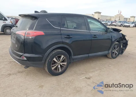 2018 Toyota Rav4 Xle z USA, uszkodzony, nr VIN 2T3RFREV2JW816350